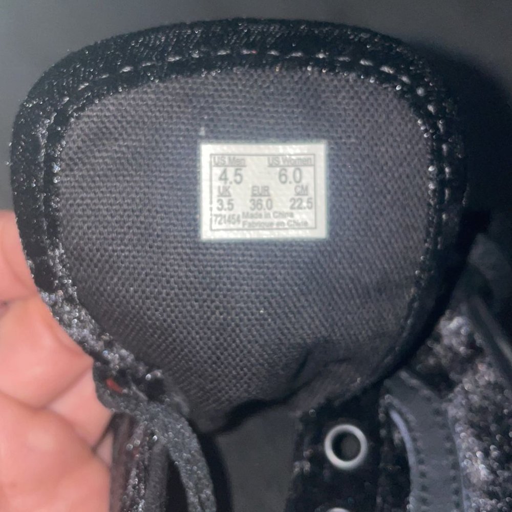 VANS Old Skool Velvet Black Kids Size 4.5 VN0A38G1NQ9 - Picture 8 of 8